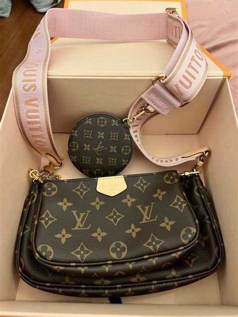 prezzo borsa tracolla louis vuitton|Louis Vuitton Pre.